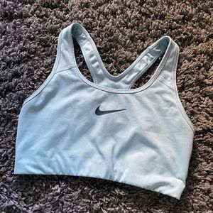 ✨BABY BLUE NIKE SPORTS BRA✨